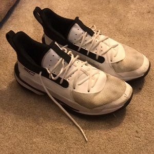 Steff Curry Hovr basketball high tops